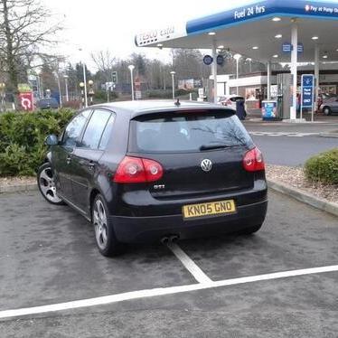 Seen a badly parked car around High Peak, Derbyshire?
Taking up 2 bays or on the double-yellows?
Does this drive you mad?
We will share your photos here!