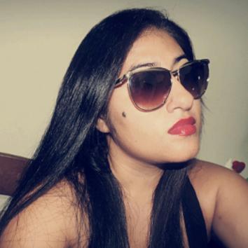 Estudiante de Comunicacion - Reportera, periodico Extra Scz.