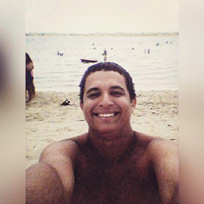 - 20 Anos
- Nordestino
- Clarinetista
- Estudante de Música na UFRN
- Natal- RN
Whats:(84) 9499-5165