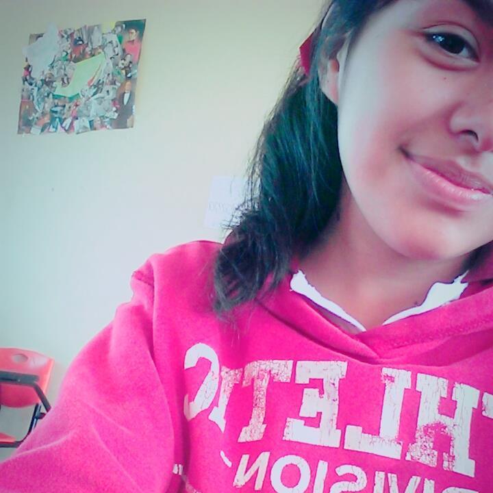 Y yo no tengo paciencia, no más pruebas
Hago las cosas como quiero, no necesito bendiciones❤