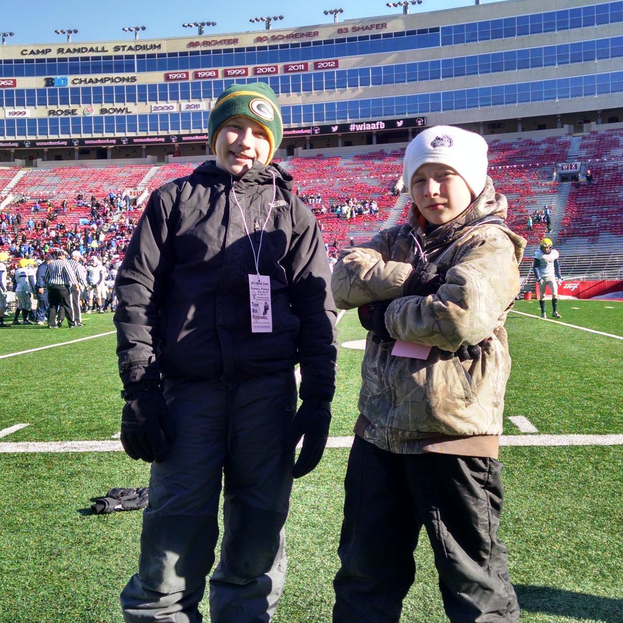 MenashaAD's profile picture. 