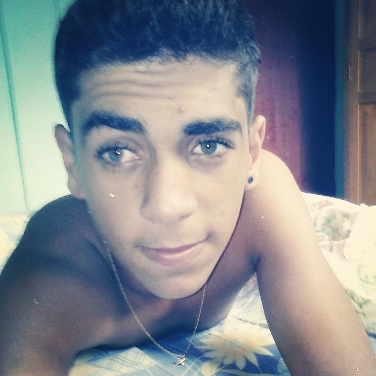 Ω Tendo amor e saúde da vida eu não reclamo, amo a vida que levo, e levo a vida que amo! Ω