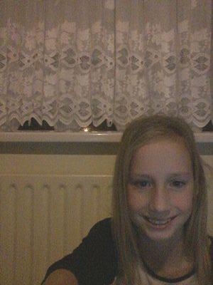 roxxi312's profile picture. 