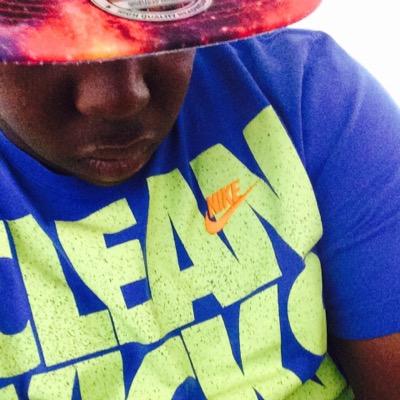 follow me I follow back snitches