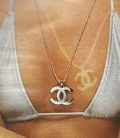 Professional Organic Custom Airbrush Spray Tanning.