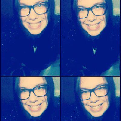 19.He aprendido a vivir con lo poco tengo. Música como forma de vida.instagram: _mariasandezgil AURYN !♥ ∞POLARIS ∞