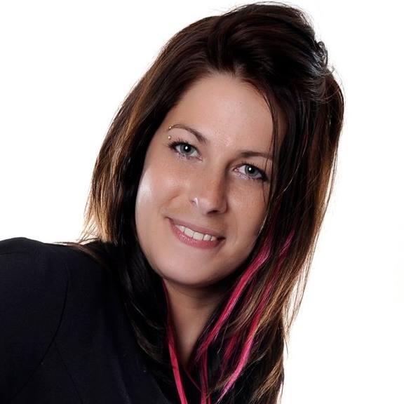Yorena Groothandel - Nagelstyliste