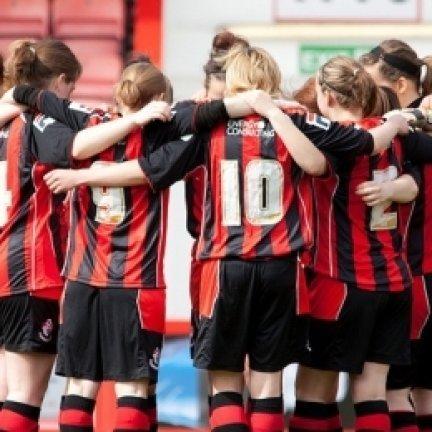 Big Bournemouth FC fan have been since I was 10! Love good bit of banter and jokes ;-) xxx