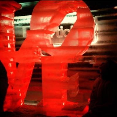 Te doy la bienvenida a mi Corazón. Disculpa el desorden, el último visitante no fue muy cuidadoso.