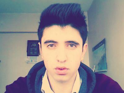  Yavaşça, Kalemimin\\\' KuLağına Eğilip Dedim Ki,

Bir Daha Onun, Adını\\\' Yazarsan, SeniDe\\\' K ı r a r ı M . . .
