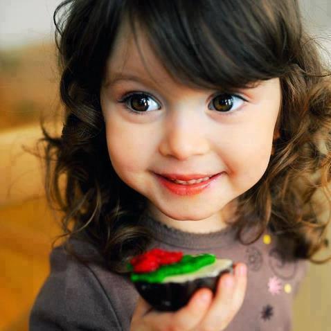 هناك الكثير ليقال لكن القليل ليكتب
لتكن كلماتك زهرة تتفتح في قلوب الاخرين
There are a lot to say but too little to write be kind to others English teacher ..
