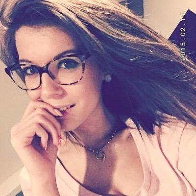 Lauren00122's profile picture. 