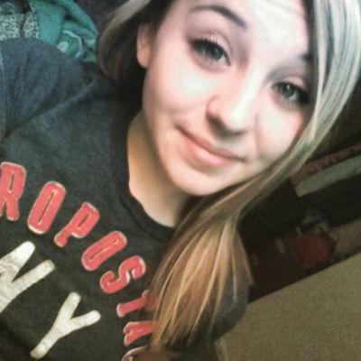 deswork570's profile picture. everybody hating we just call them fans tho, in love with the money i aint never letting go