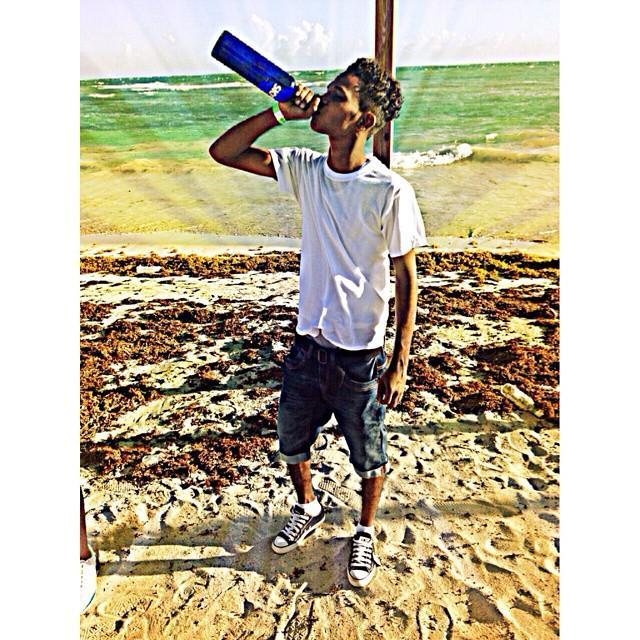 Ramesh_MVR's profile picture. Jamaican • 19  Trust No One