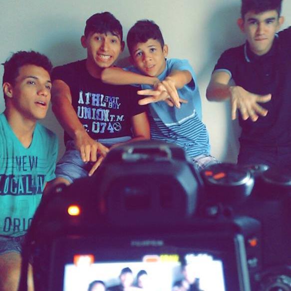 Canal no youtube: Os stupidus