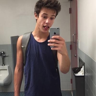 @camerondallas //