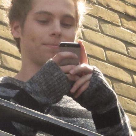 Luke es mi religion || @ann_westly mejor amiga, hermana, prometida