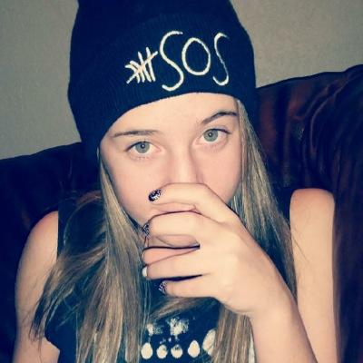 In love with 5SOS❤️I am too odd for society