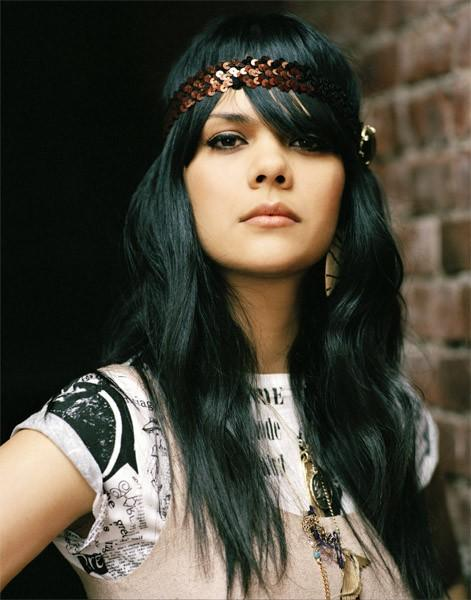 Bat For Lashes is the work of British singer/ songwriter, multi- instrumentalist and visual artist Natasha Khan. 
http://t.co/oEiwza6aMA