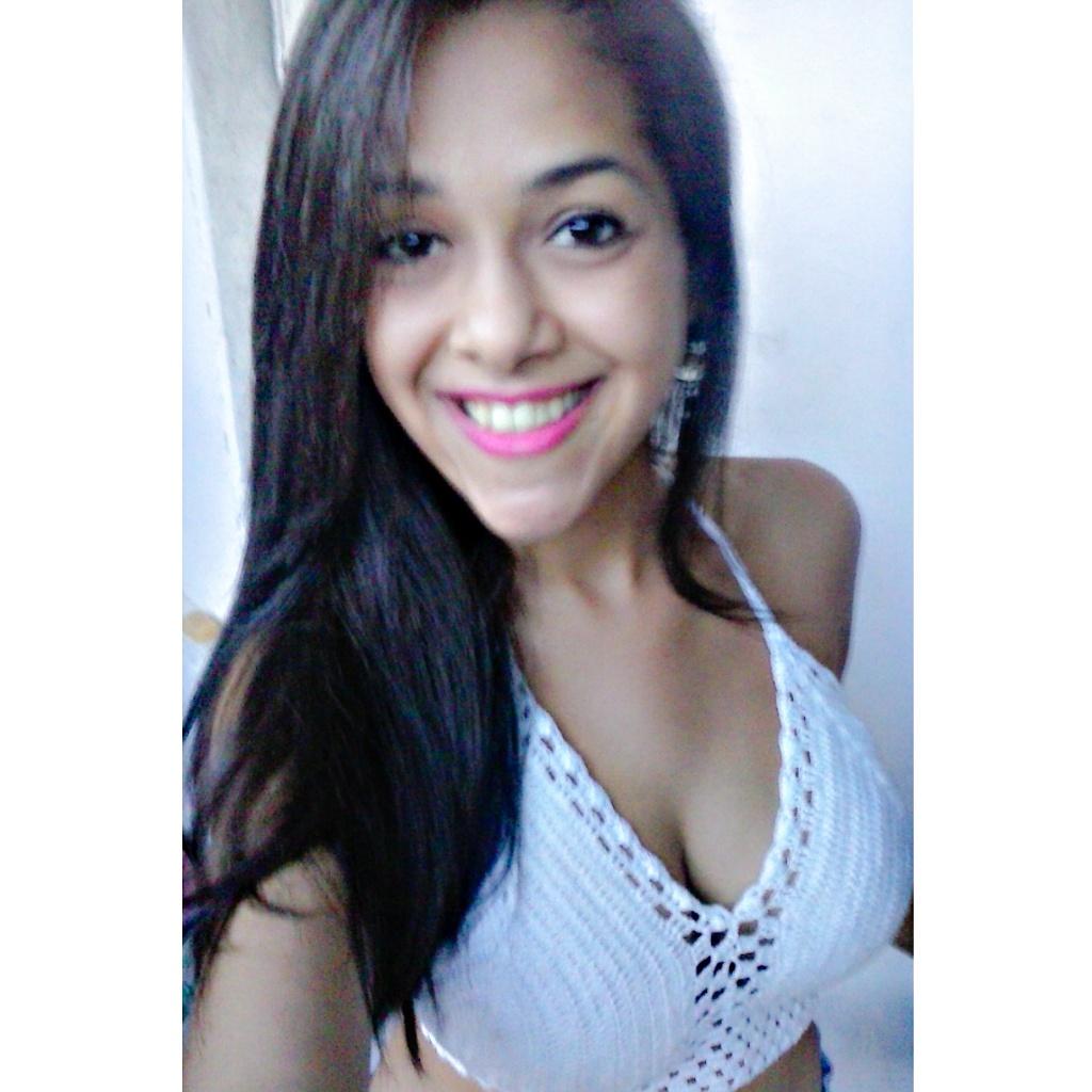 @ClubFollowBack       18, Natal-RN/ Brasil.                                                              Instagram: @martafernands