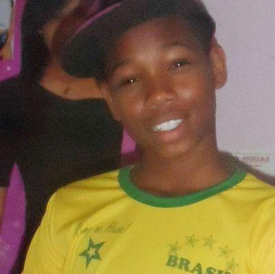 ROBERTO69913633's profile picture. 