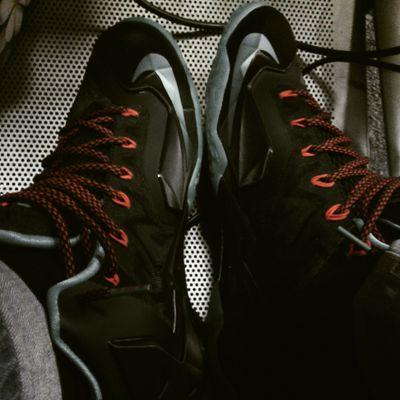 demontgomery123's profile picture. 