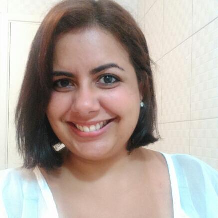 Jornalista, cinéfila (http://t.co/FjDf3ILkyr), assessora de imprensa da Garagem Erudita.
