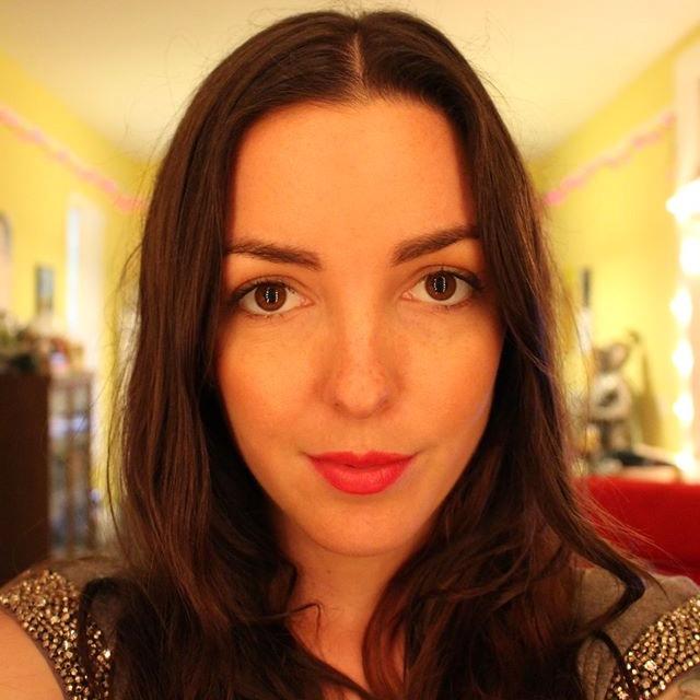 artist/wife/mama