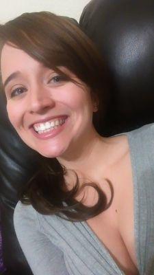 MonicaJ88's profile picture. Eternal optimist, artistic, and a book worm. monicanj88 (instagram)