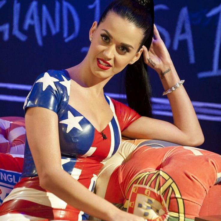 1/22/12 #CDT #ManilaDreams #Katycat  I love @katyperry so much 3  ArianaGrande10/28/11ck