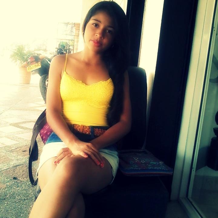 rosiaga98's profile picture. 