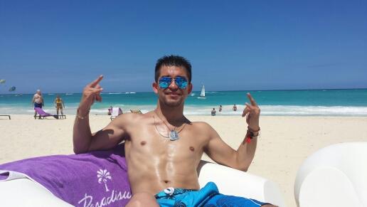 RoCa_Felipe's profile picture. Mitad Naranjero, mitad Tomatero... perdido en la gran ciudad...