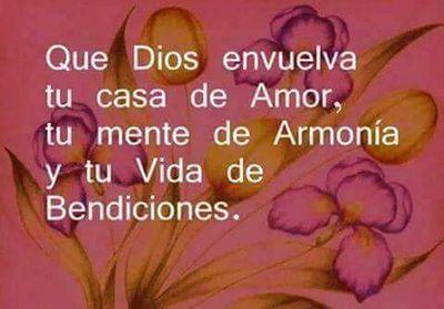 Simplemente soy como soy!!!! Y punto.De la mano de dios ama ríe,vive y deja vivir..sin molestar a quién ni te toma encuenta!!!!ósea :-)