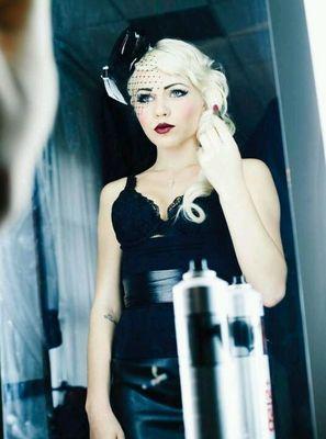 Resident goth Queen of Lippman high. Bow before me peasants.  || RP 21+|| #ApocalypseNow