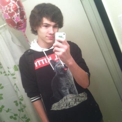 TristonBonilla's profile picture. ▫Triston Bonilla [Minty] ▪15 and Olivia  ▫sophomore AHS & Partyies! ▪Instagram: Tristone_Vonilla ▫Kik/Snap/FB: TristonVonilla ▪#420 peace on earth ✌