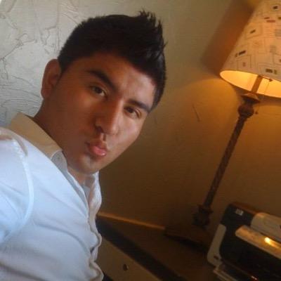 Алан ✌️https://t.co/ZFeMyCMcFv.Laugh 🌎 🎮 😊 🇺🇸🇲🇽📍Flower Mound, TX. 🖌Poet 💭Dreamer. ♊️