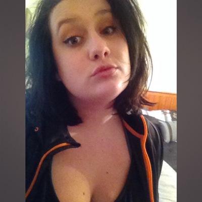 ccourtneyxo's profile picture. I'm Courtney. ✌️I love my boyfriend. Pizza is my passion. #Y4L