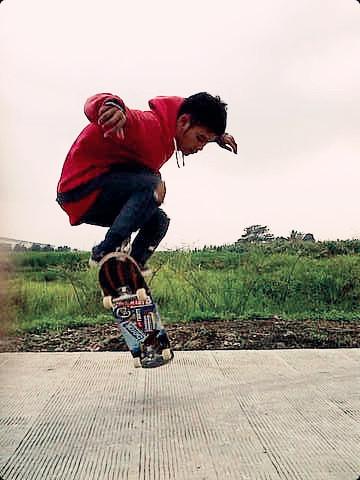 Vocal/guitar @soundkidsstupid