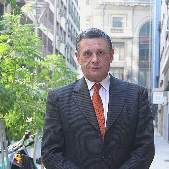 Consultor en temas energéticos