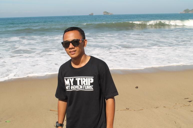 SERIUS TAPI SANTAI.