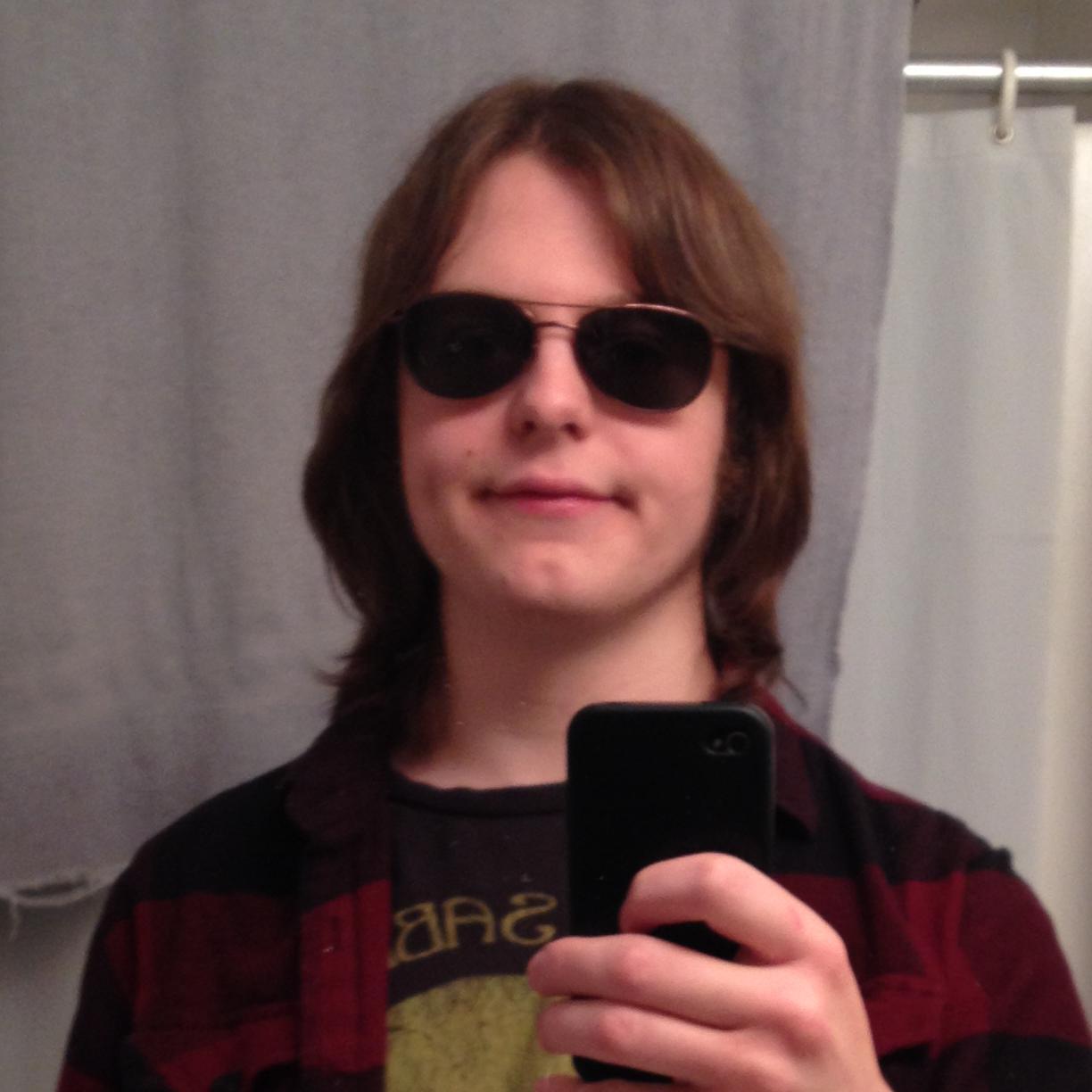Century College Student, Gamer, Metalhead, Artist. Gamer Tag for X360/PS3/3DS/WiiU: SolidBren