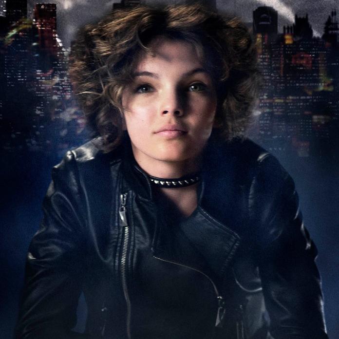 RP my name is Selina Kyle i love in Gotham city