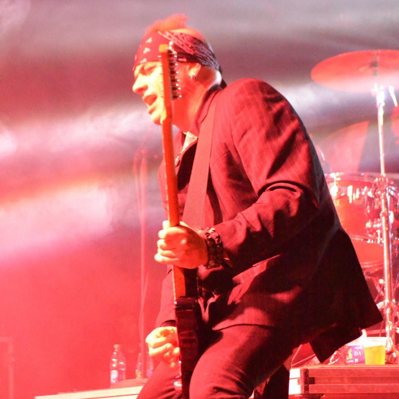 Erik Ferentinos Profile