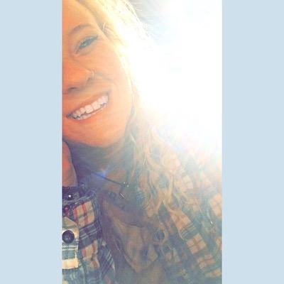 I don't brush my hair and I eat a lot of peanut butter. Go barefoot and FollowTheSun☀️✌️ •717•IUP 17•