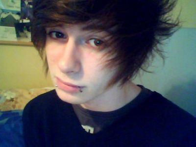 I'll always love my Cameron.. but there's no point in being alive when I know I'll never see him again.. I love you cammy.. ( @ch4inmeup ) I'm sorry..