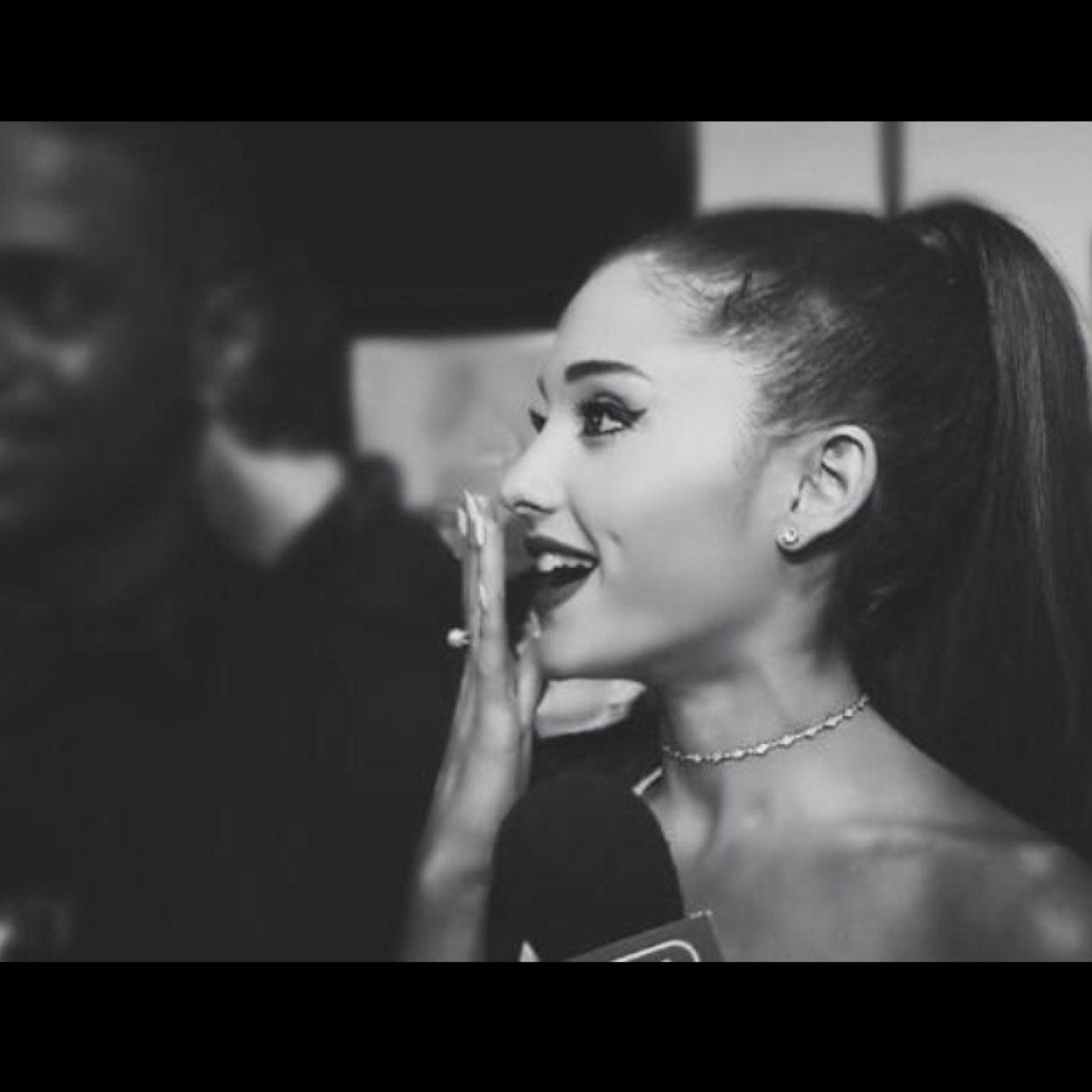 arianator. lovatic. swiftie. selenator. God is always great. sleep is good.♔ [9/28/11] ♥ [11/28/12] [9/1/13] ♔