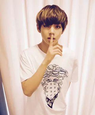 ผมชื่อวี สวัสดีนะครับเอิ๊กๆ|| Bang tan boys!! #Bts #kimtaehyung