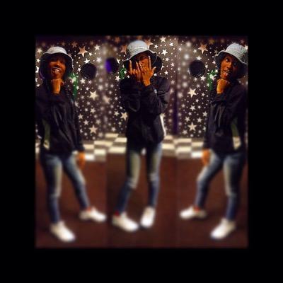 L00kn4kay__'s profile picture. Bisexual !!!! 724✈330 -SñåpÇhât-L00kn4kayy_the2 -Kik // l00kn4kay__ -Gëmïñî♊5/22 -Çhøçõlåtë&&Skinny -Lil Bøøty -LoyaltyOverLove ❤️