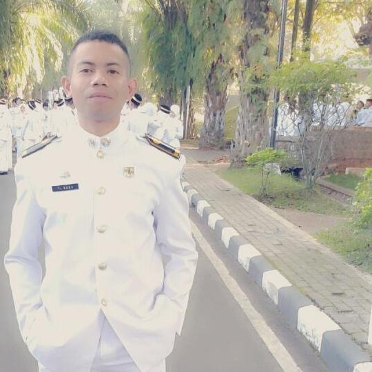 kita belum hidup dalam sinar bulan purnama kita masih hidup di mas pancaroba, tetaplah bersemangat elang rajawali

SOEKARNO