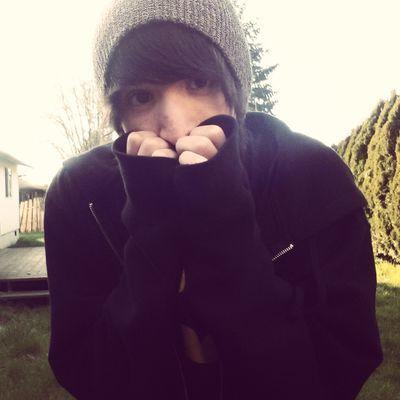 Ciel_skies's profile picture. Hi I'm ciel I love music food sleep monsters cx I'm very chill person I'll post about random shit so xD don't judge